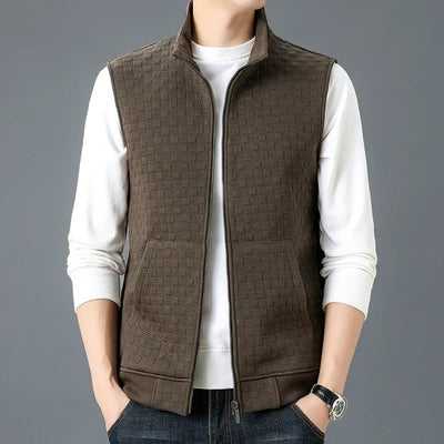 STRYDE TEXTURED ZIP VEST
